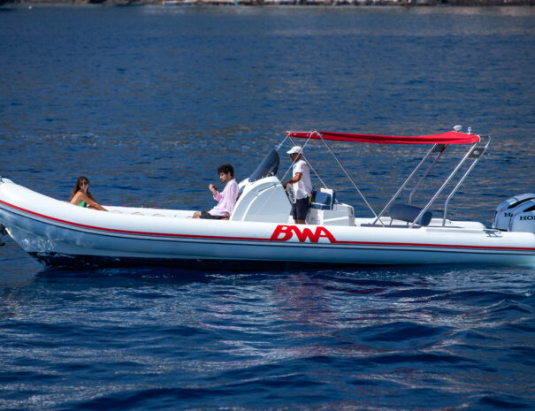 Noleggio barche e gommoni a Lipari Eolie